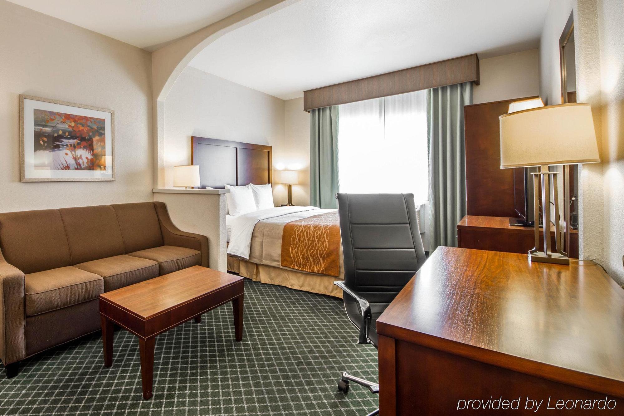 Comfort Inn & Suites Oakland Airport Dış mekan fotoğraf