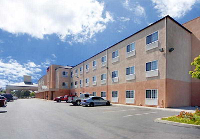 Comfort Inn & Suites Oakland Airport Dış mekan fotoğraf
