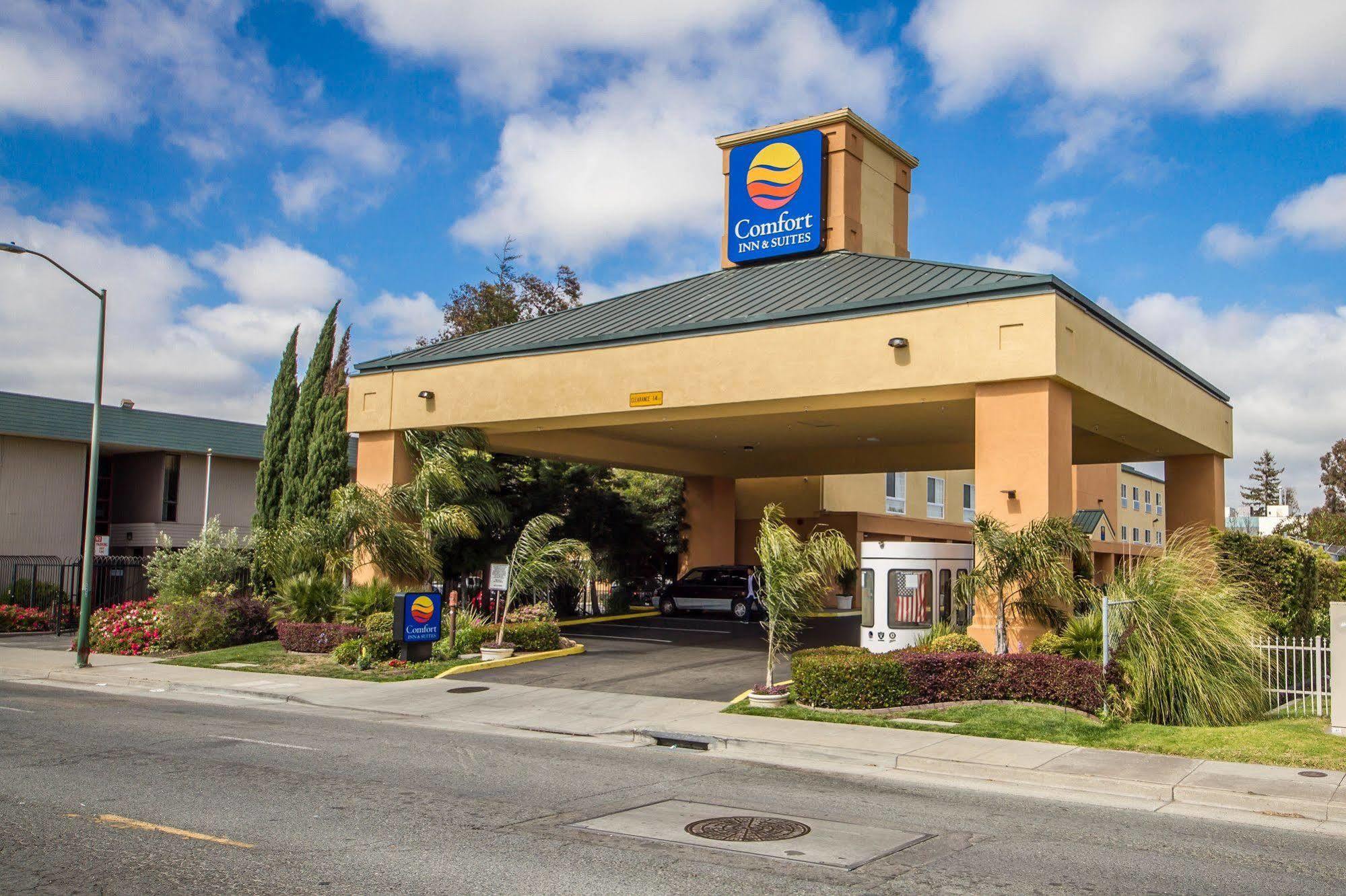 Comfort Inn & Suites Oakland Airport Dış mekan fotoğraf