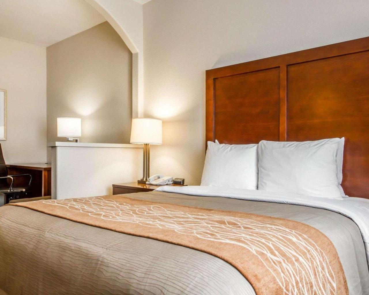 Comfort Inn & Suites Oakland Airport Dış mekan fotoğraf