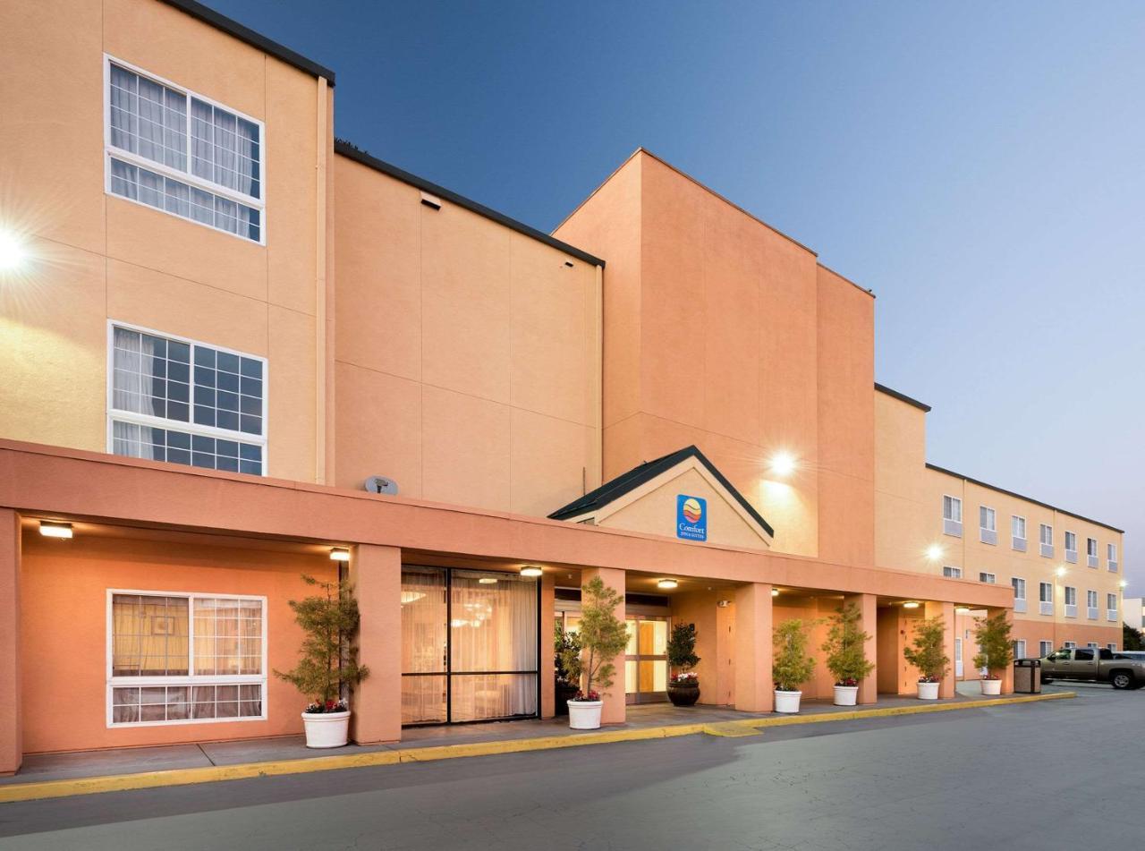 Comfort Inn & Suites Oakland Airport Dış mekan fotoğraf