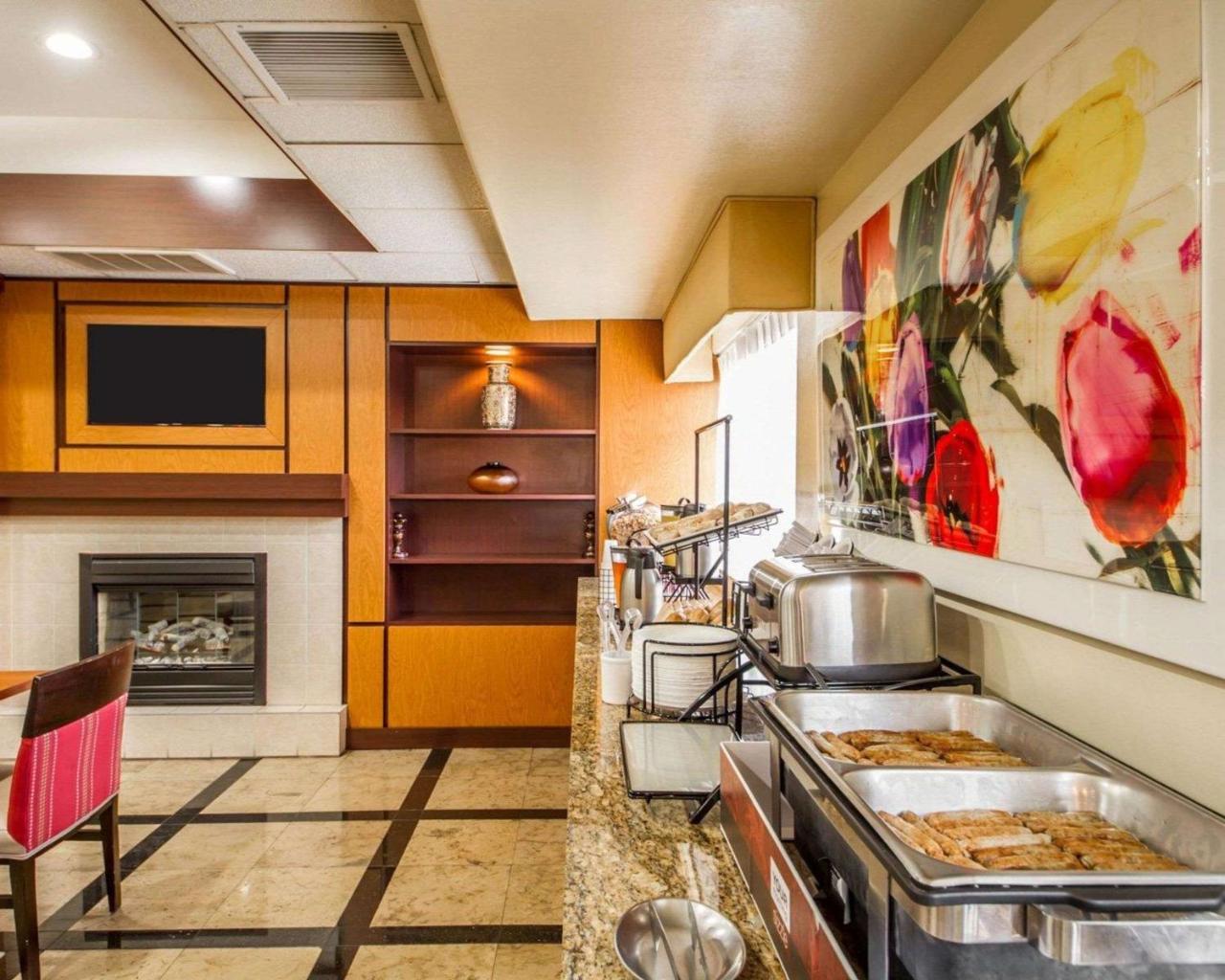 Comfort Inn & Suites Oakland Airport Dış mekan fotoğraf