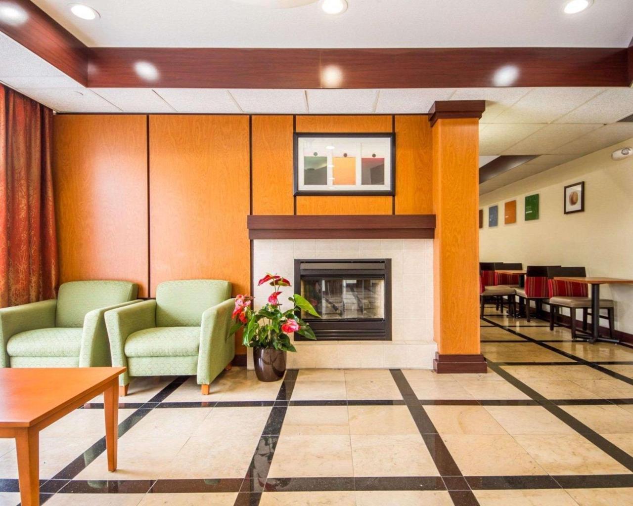 Comfort Inn & Suites Oakland Airport Dış mekan fotoğraf