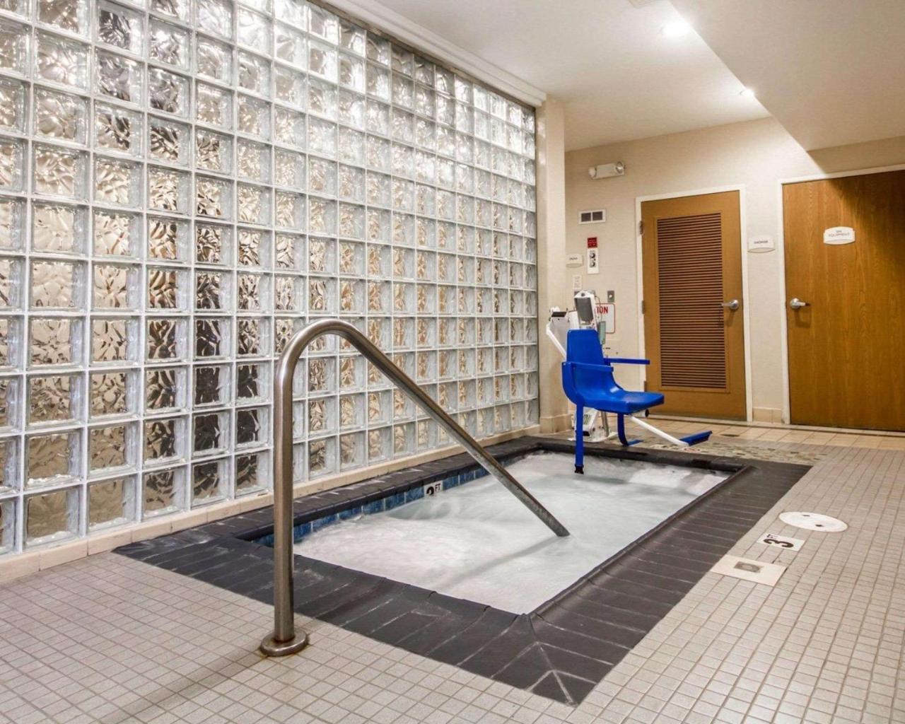Comfort Inn & Suites Oakland Airport Dış mekan fotoğraf